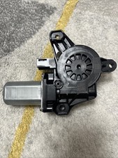 Mercedes Benz W177 W247 A-B-Klasse Fensterheber Motor hinten rechts A0009060908