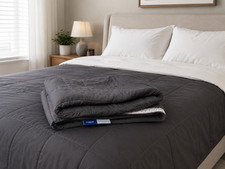 CASPER for AMERICAN AIRLINES First Class Down Throw Blanket Gray Quilted 46x72&rdquo;