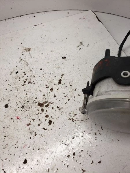 Cubierta de parachoques inferior antiniebla con luz de esquina/estacionamiento para caravana 05-09 1137980 Foto 2 de 4