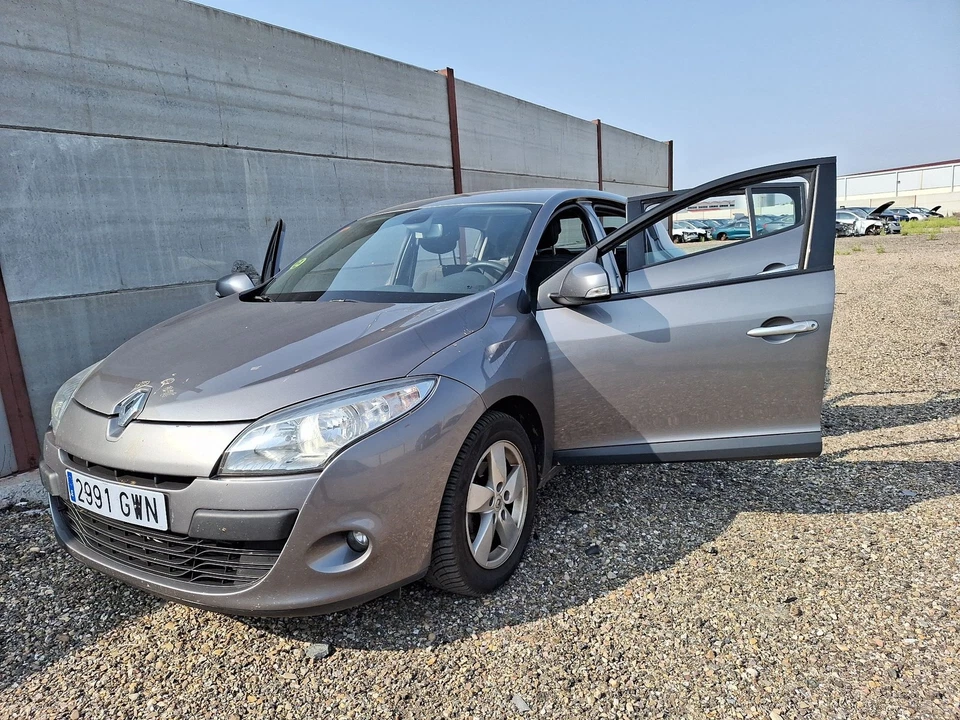 MANGUETA TRASERA IZQUIERDA / 125720 PARA RENAULT MEGANE III FASTBACK BZ0/1_, B3 - Imagen 3 de 4