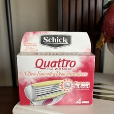 NEW Schick Quattro for Women Razor Refills with Papaya & Pearl 4 Cartridges