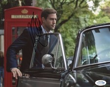 Oliver Jackson Cohen Haunting Bly Manor Autographed Signed 8x10 Photo ACOA