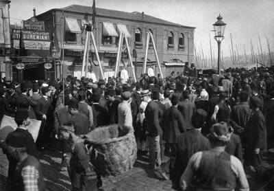 Young turks revolution 1908 Failed coup attempt of pro sultan Abdu- Old Photo