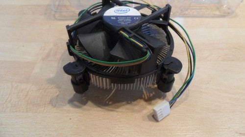 Lüfter Kühler Intel Delta DTC-AAT07 12VDC Lochabstand ca.7,3 x7,3 cm