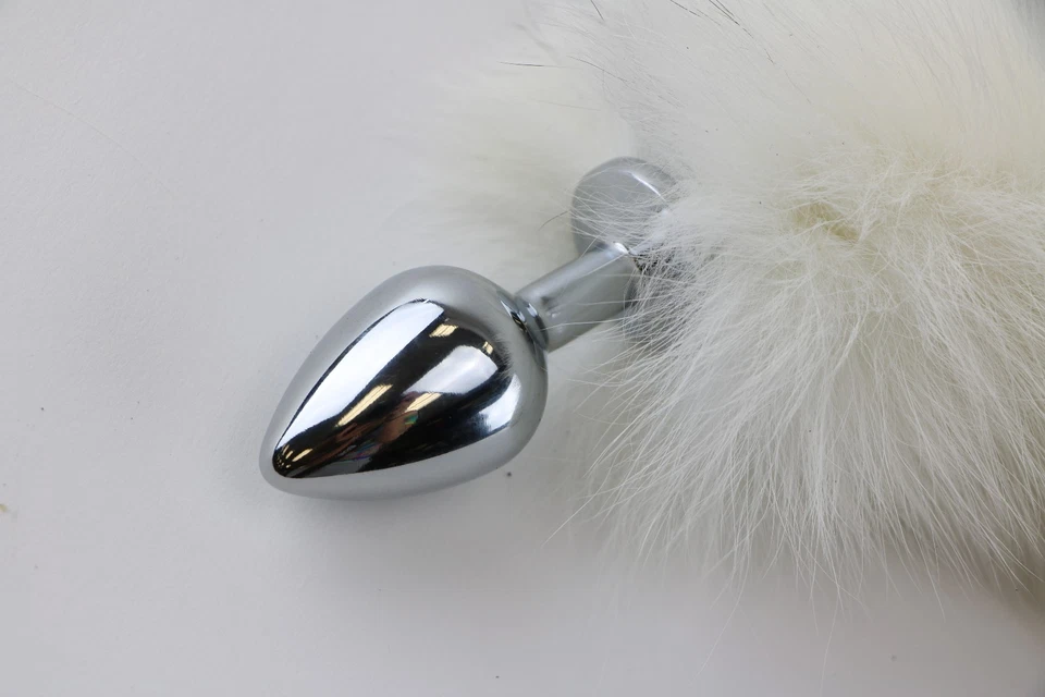 Natural REAL Fox Tail Platinum 15"-17" Medium Stainless Steel Butt Plug - Image 3 of 3