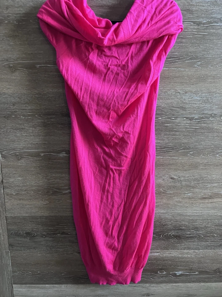 ALEXANDER McQUEEN 热粉色针织 Midi 鸡尾酒礼服圆领羊绒 M 码 — 第 3/4 张图片