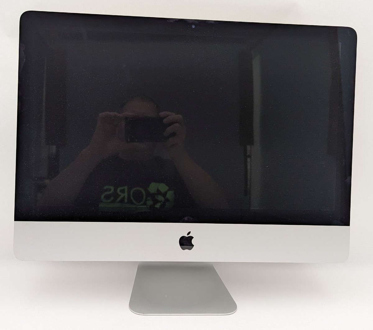 Apple iMac 21.5