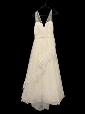 GORGEOUS WHITE AMSALE FULL LAYERED LACE & ILLUSION STRAPS WEDDING GOWN S10