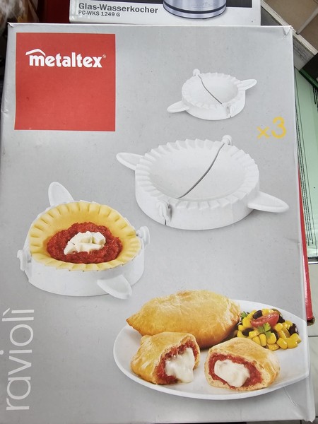 Metaltex Ravioliformer Maultaschenformer Nudeln Teigtaschenformer 3Er Set Weiss-image