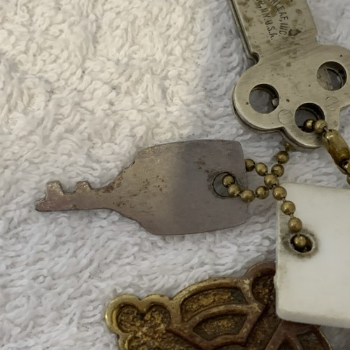 Antique Brass Cross Church Door Keys + Fold Out Vintage Skeleton And Pendant - Picture 12 of 14
