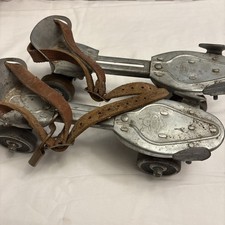 Antique Belknap Bluegrass Adjustable Metal Roller Skates See Pics With Keys