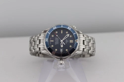 Omega Seamaster Pro SMP 300M 2561.80 Mid Size 36mm Blue Wave Bond 007 Quartz VTG