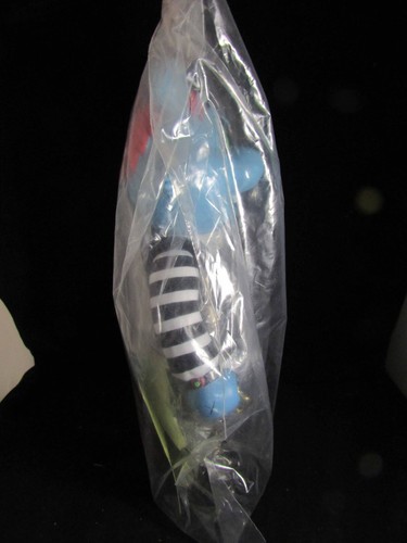 Blackbook Toys Reloj Zanahoria Rayas Pesadas Venecia Azul Oscuro Frank Kozik LTD 50 - Imagen 5 de 5
