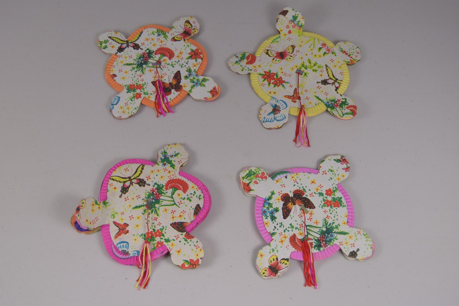 4 x Vintage Christmas Decorations 1950s 1960s Oriental Hanging Paper