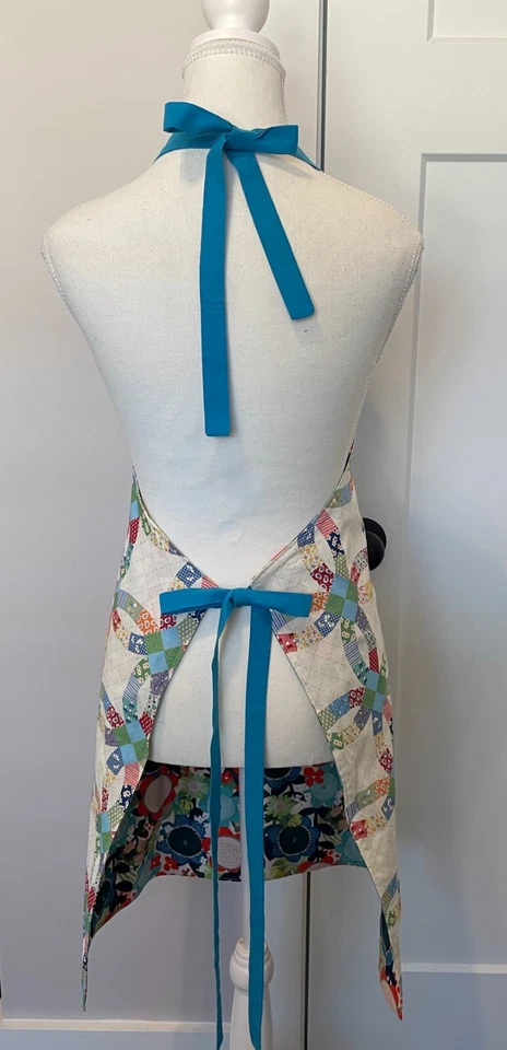 Reversible APRON Blue Flowers Wedding Ring Cotton Ties In Back Size Teen/ADULT - Image 3 of 4