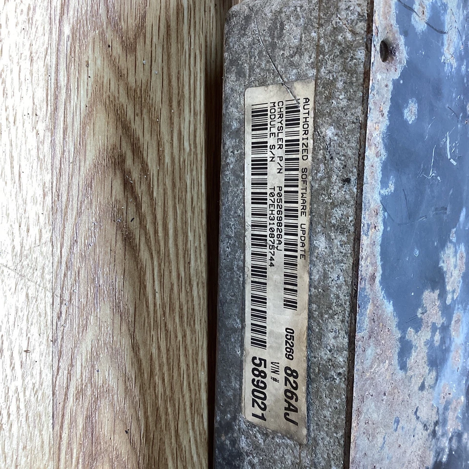 Dodge Neon 1998-1999 2,0 L unidad de módulo de control de computadora del motor P05269826aj Foto 2 de 2