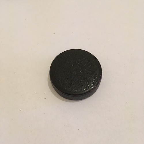 VINTAGE 27.5MM LEATHER PUSH ON LENS CAP FOR MEDIUM OR LARGE FORMAT BRASS LENSES.