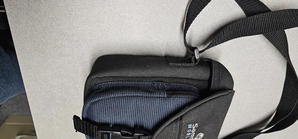 Samsonite Worldproof Camera Bag Case Shoulder Strap Belt Loop Black & Grey - Image 2 of 4