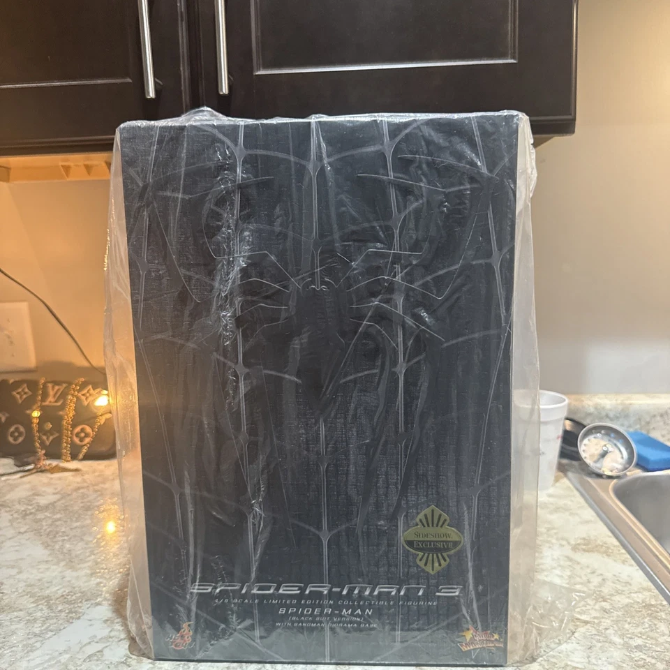 Hot Toys 1/6 Spiderman 3 Traje Negro Versión Sideshow Exclusivo Edición Limitada Foto 2 de 4