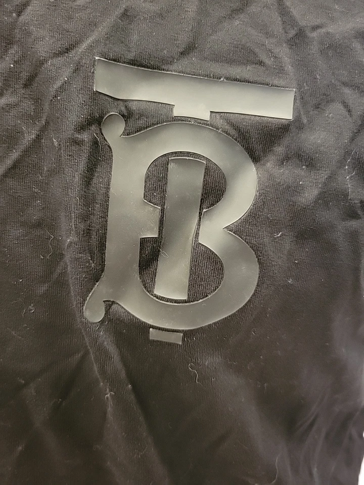 Camiseta Burberry negra con monograma S para hombre Foto 4 de 4