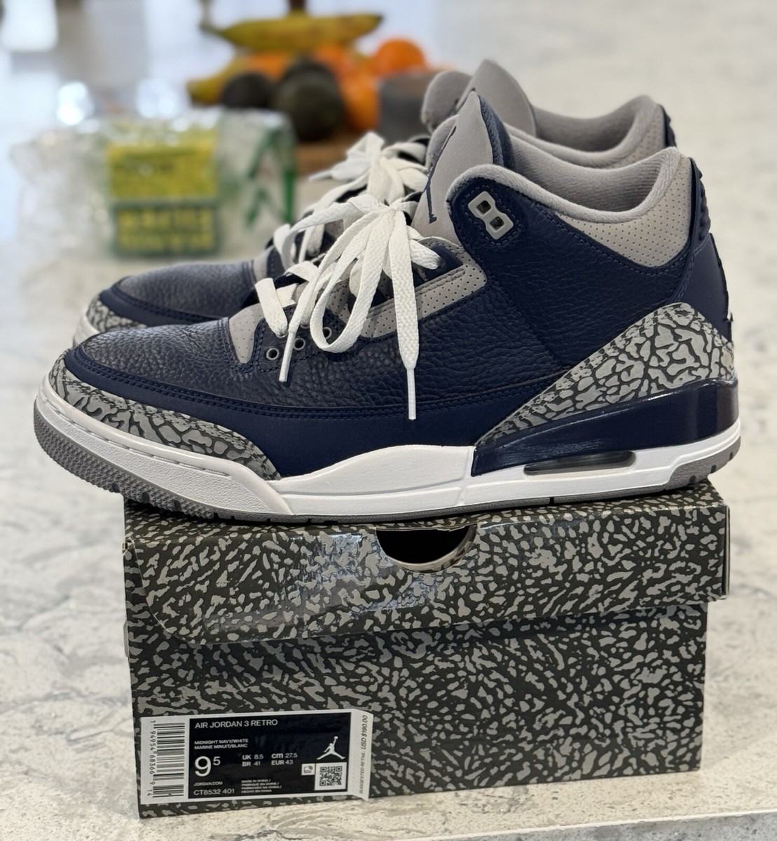 [美品]Nike Air Jordan 3 Retro MidnightNavy CT8532-401 Nike Air Jordan 3 Retro Midnight Navy Georgetown