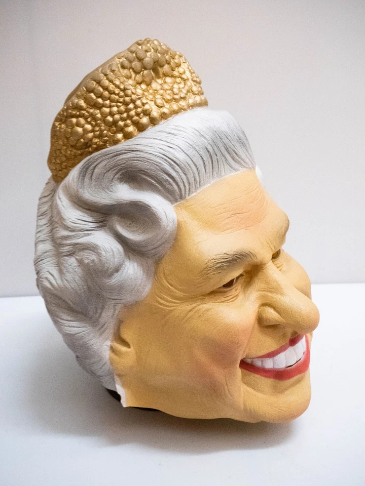Vintage César Queen Elizabeth II Maske Fasching Elisabeth Königin 1994 Cesar - Bild 2 von 4