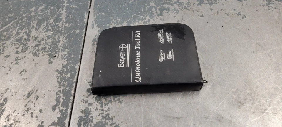 2007 Porsche 911 997 Carrera S Tool Kit #6682 B2 - Image 4 of 4