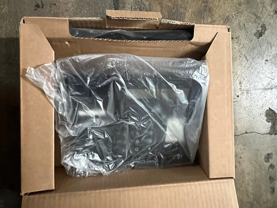 Vodavi 3808-71 IP-7008D 8-Button PoE Display Speakerphone (NEW) - Image 3 of 4