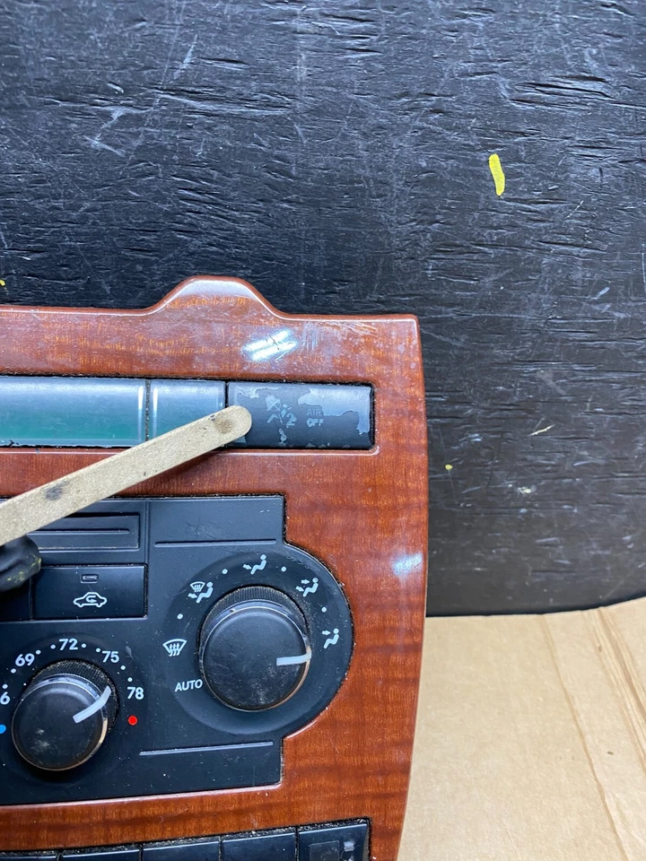 Jeep Grand Cherokee 2005-2007 aire acondicionado control de clima módulo de calor OEM M1725 DG Foto 2 de 4