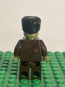 Lego Monster 9466 The Crazy Scientist & His Monster Fighters Minifigure
