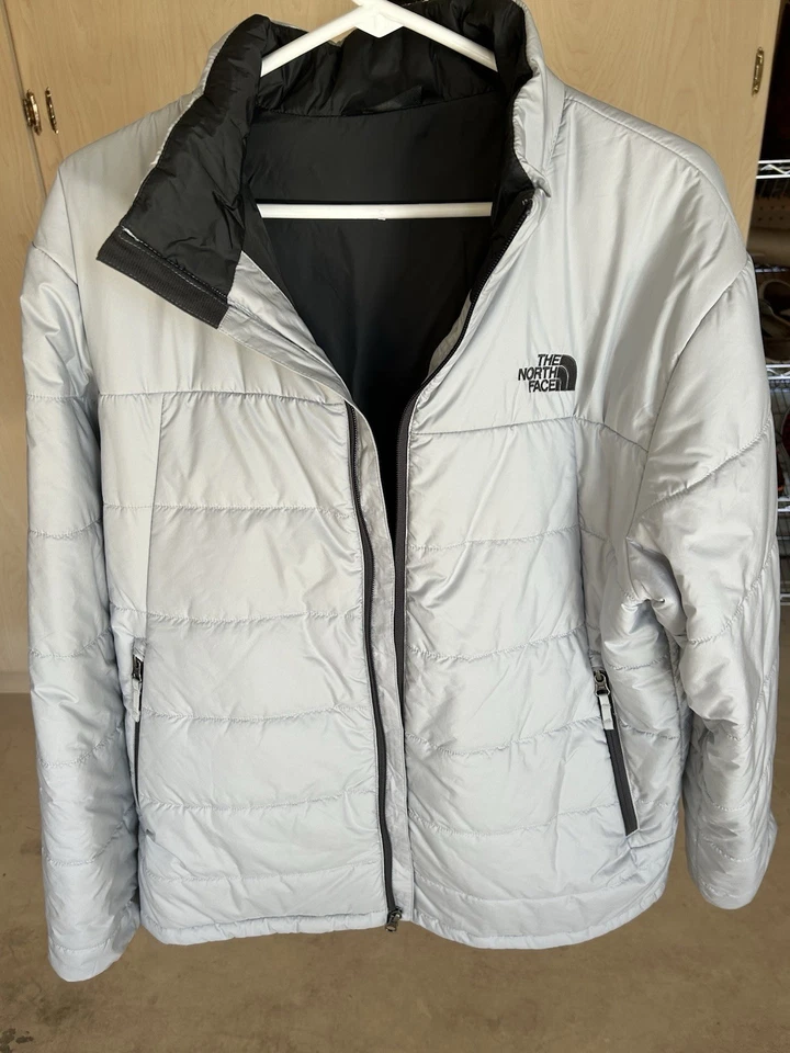 The North Face Jacket Size Men Large Grey Gray Silver Puffer 61661 F15 30516 - Image 3 of 4