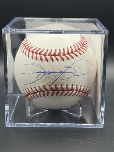 Sammy Sosa Autographed Baseball JSA Authenticated