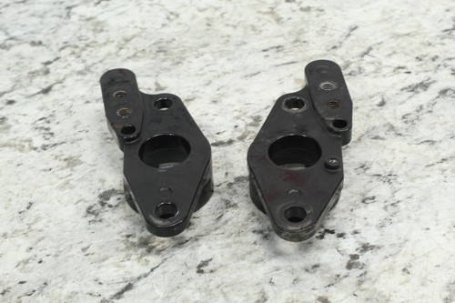 2005 HARLEY-DAVIDSON ROAD KING CLASSIC FLHRCI Brackets Mounts 50588-03 50589-03