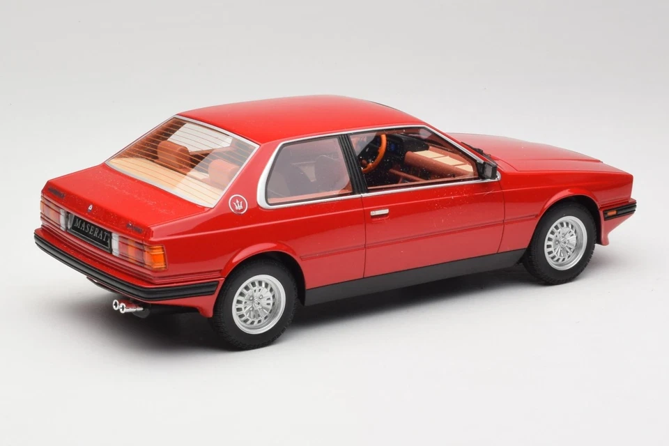 107123501 Maserati BiTurbo Coupe Rosso Corsa Minichamps 1/18 - Immagine 2 di 4
