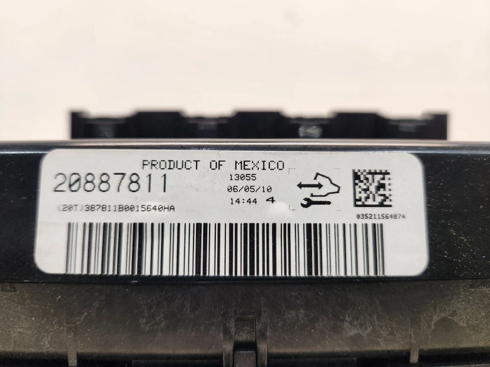 2010-11 GMC Sierra 1500 Temperature Control W/ AC & Rear Defrost - Manual - Image 4 of 4