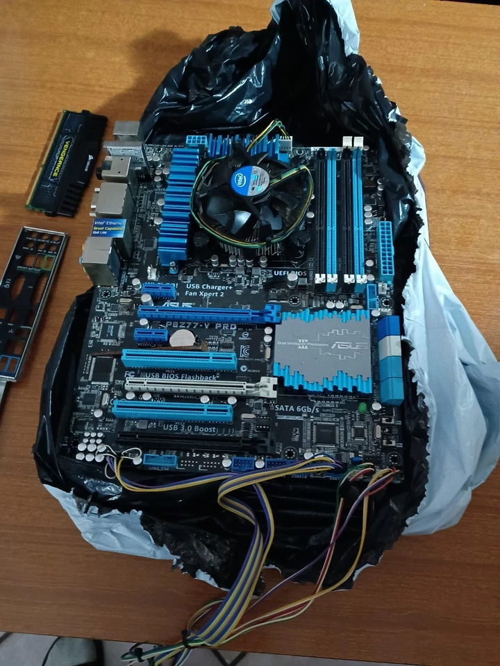 ASUS P8Z77 -V PRO  COMBO I5 8G RAM DDR3 USB 3 - Immagine 4 di 4