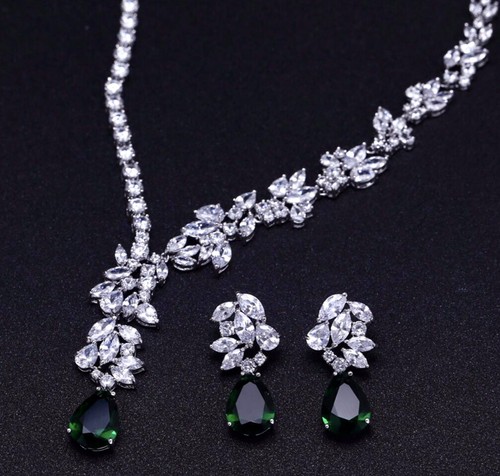 18k White Gold Plated Lab-Created Green Emerald Necklace Earrings Set Gorgeous - Picture 9 of 10