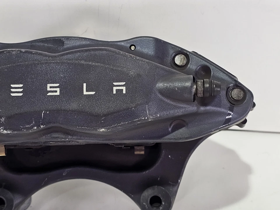 ✅Pinza de freno Brembo 16 k para pasajero delantero derecho Tesla Modelo S 2012-2020 OEM Foto 3 de 4
