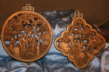 2 sculptures chinoises panneaux ajourés en bois avec personnages de chine **