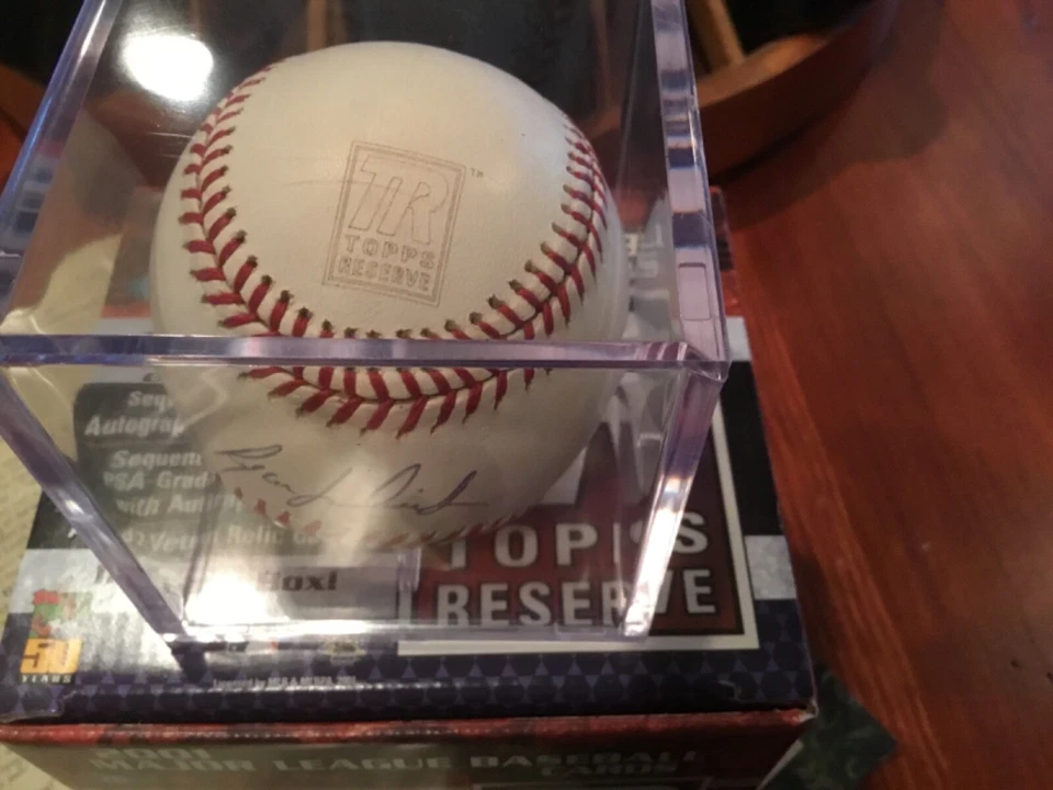 2001 Topps Reserve Ryan Ludwick Autografiado Novato MLB Oficial Bud Selig Balón Foto 4 de 4