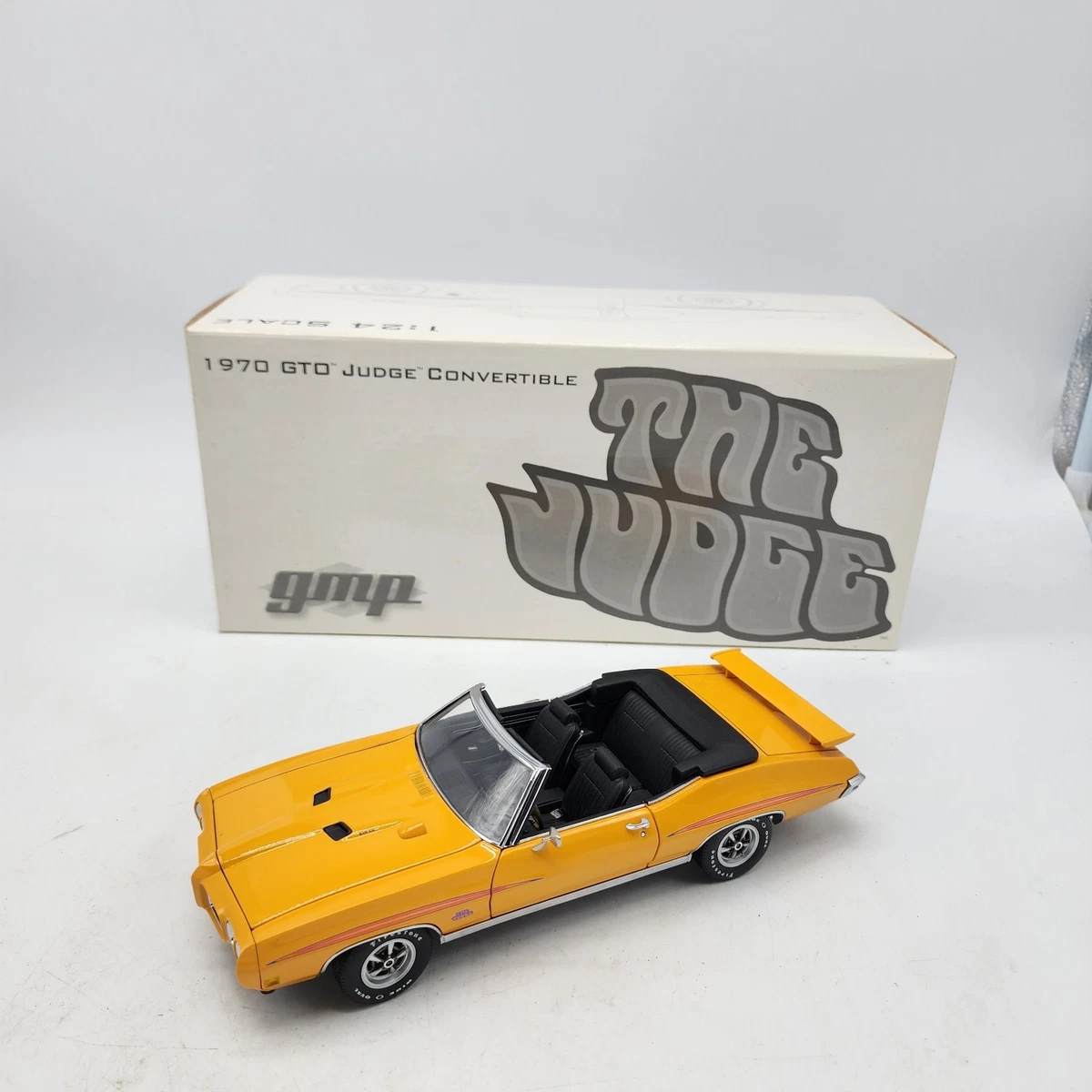 Preços baixos em GMP Pontiac 1:24 Veículos de brinquedo e de metal
