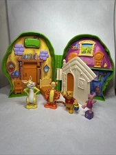 Vtg Winnie the Pooh Mr. Sanders Tree House Folding Playset w/ Figures Great Cond
