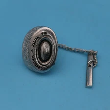 VINTAGE B.F. GOODRICH RADIAL 990 TIRE- SILVER TONE LAPEL  TIE CLIP 1970's?