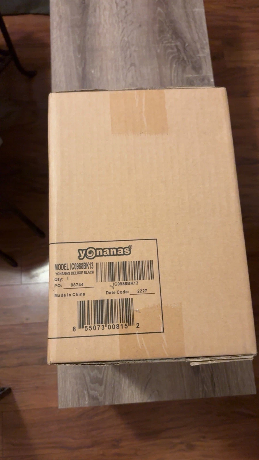 Yonanas 5-Quart Electric Ice Cream Maker IC0988BK13 Black Soft-Serve Sorbet