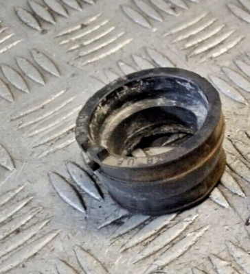 Genuine Honda Inlet Intake Throttle Body Rubber 16211-MBW-J20 CBR