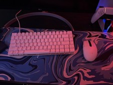 Led Keyboard Withe Mouse But The Mouse Is Not Led
