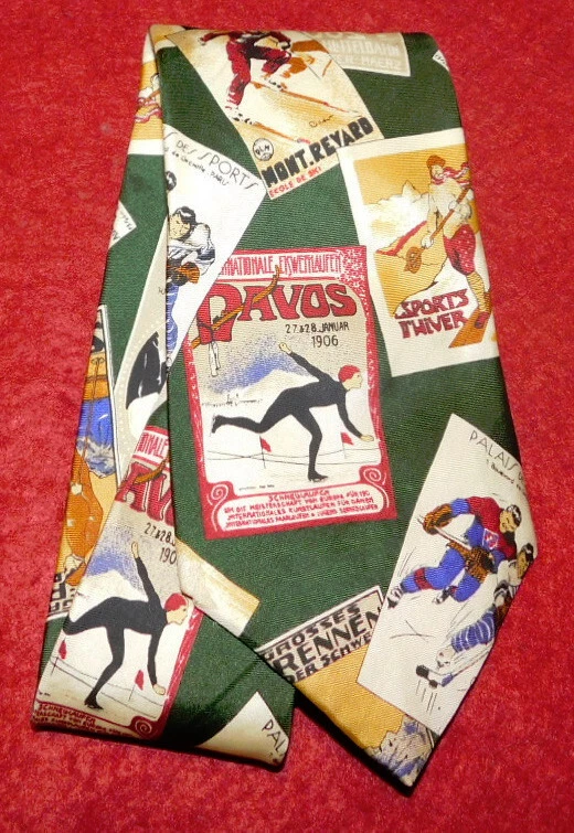 CORBATA - CORBATAS DE DISEÑADOR LORD & TAYLOR HECHA EN EE. UU. CON MOTIVO DEPORTIVO MULTICOLOR Foto 2 de 3