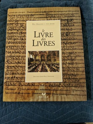 Le Livre Des Livres (The Book From Books) Vintage