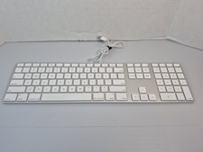Apple A1243 MB110LL/A USB Wired Aluminum Keyboard with Numeric Keypad Tested