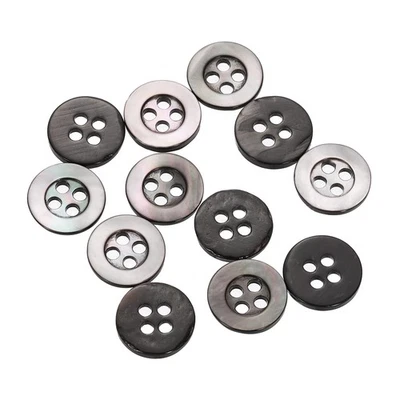12Stk Natürliche Muschelknöpfe 4 Loch 11.5mm Perlmuttknöpfe Bunt Schwarz - Bild 1 von 4